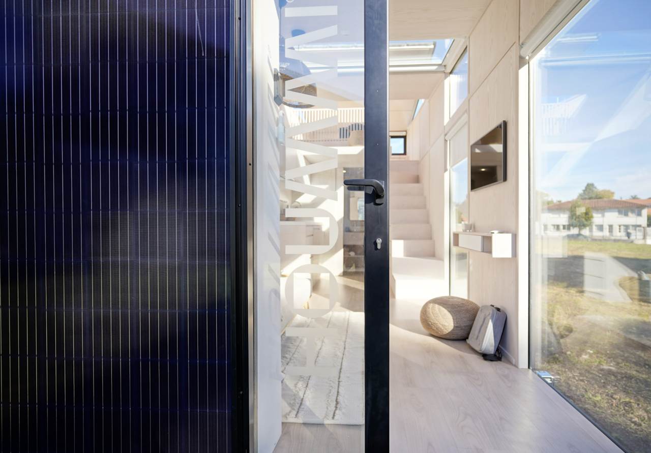 Module Hoummi autonome en énergie avec panneaux solaires intégrés